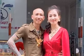 Vợ chồng "giang hồ mạng" Phú Lê.