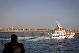 Tàu thuyền ở vùng vịnh Oman, gần thành phố cảng Chabahar, miền nam Iran. (Nguồn: THX/TTXVN)