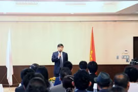 Phó Đại sứ Việt Nam tại Nhật Bản Nguyễn Trường Sơn phát biểu tại buổi họp báo.(Ảnh: Gia Quân/Vietnam+) 