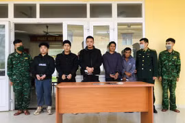 Các đối tượng bị bắt giữ. (Nguồn: Báo Biên phòng)