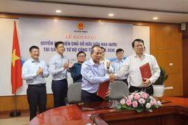 Bộ Công Thương chuyển giao quyền đại diện sở hữu vốn nhà nước tại Sabeco về SCIC. (Ảnh: Xuân Quảng/Vietnam+)