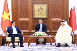 Thủ tướng Phạm Minh Chính hội kiến Chủ tịch Quốc hội Qatar Hassan bin Abdullah Al-Ghanim. (Ảnh: Dương Giang/TTXVN)