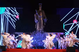 Lễ hội sẽ kéo dài đến hết ngày 26/3 với nhiều hoạt động phong phú... (Ảnh: Thành Đạt/TTXVN)