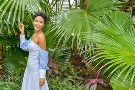 H'hen Niê là trường hợp nhan sắc người dân tộc thiểu số đầu tiên trong lịch sử cuộc thi Hoa hậu Hoàn vũ Việt Nam đăng quang. (Ảnh: Phương Việt/Vietnam+)
