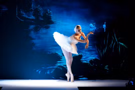 Tiết mục múa ballet khai mạc sự kiện. (Ảnh: BTC)