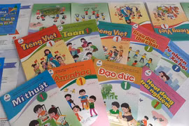Bộ sách Cánh diều do Nhà xuất bản Đại học Sư phạm biên soạn. (Ảnh: Đức Hạnh/TTXVN)