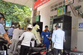 Một điểm bán xăng của Petrolimex tại Hà Nội. (Ảnh: Đức Duy/Vietnam+)