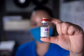Thêm 1,18 triệu liều vaccine COVID-19 do COVAX hỗ trợ về Việt Nam