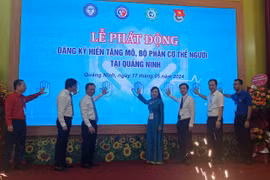 Lễ phát động phong trào đăng ký hiến tặng mô, hiến mô tạng tại tỉnh Quảng Ninh. (Ảnh: PV/Vietnam+)