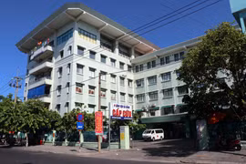 Bệnh viện Đà Nẵng thực hiện cách ly y tế toàn bệnh viện từ 13 giờ 26/7/2020 đến 13 giờ ngày 9/8/2020 và có thể gia hạn theo tình hình thực tế. (Ảnh: Trần Lê Lâm/TTXVN)
