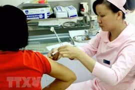 Đối mặt nguy cơ “dịch chồng dịch” khi miễn dịch của quần thể giảm 