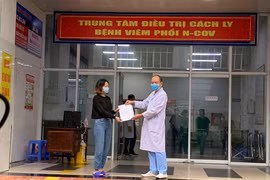 Bệnh nhân được công bố khỏi bệnh tại Bệnh viện số 2, tỉnh Quảng Ninh. (Ảnh: CTV/Vietnam+) 