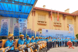 Lễ ra quân hưởng ứng Ngày bảo hiểm y tế Việt Nam tại điểm cầu Hà Nội. (Ảnh: T.G/Vietnam+)