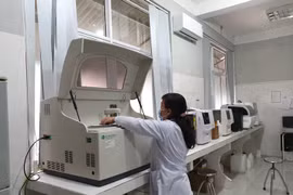 Bộ Y tế: Các địa phương, đơn vị phải chủ động tổ chức đấu thầu thuốc