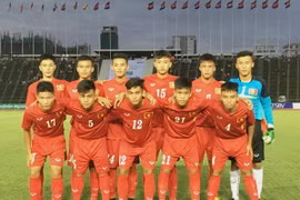 Đội hình U16 Việt Nam đánh bại Australia ở vòng bảng. (Ảnh: VFF)