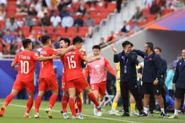 Tuyển Việt Nam đã nhận "mưa lời khen" từ truyền thông châu Á sau màn trình diễn ấn tượng trước Đội tuyển Nhật Bản trong trận ra quân tại bảng D Vòng Chung kết Asian Cup 2023, tối 14/1 vừa qua. (Ảnh: Hoàng Linh/TTXVN)