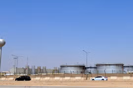 Cơ sở sản xuất dầu của Công ty Aramco ở ngoại ô Thủ đô Riyadh (Saudi Arabia). (Ảnh: AFP/TTXVN)