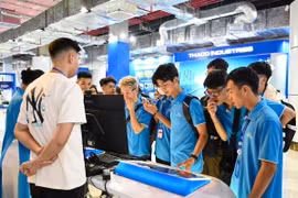 Trường Đại học CMC cam kết 100% việc làm cho sinh viên ngành Công nghệ-Kỹ thuật hệ song ngữ.