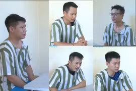 Các đối tượng tại cơ quan Công an. (Nguồn: Tiền Phong)