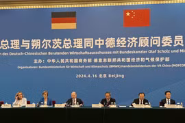 Thủ tướng Đức Olaf Scholz và Thủ tướng Trung Quốc Lý Cường tham dự cuộc họp với Ủy ban Cố vấn Kinh tế Trung-Đức tại Bắc Kinh (Trung Quốc) ngày 16/4/2024. (Nguồn: Reuters)