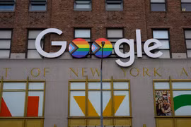 Biểu tượng Google tại New York (Mỹ). (Ảnh: AFP/TTXVN)