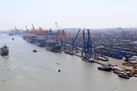 Việt Nam có nhiều lợi thế để phát triển kinh tế biển. 