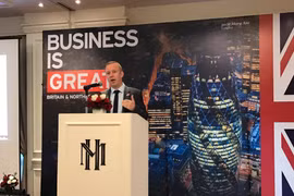 Đại sứ Anh tại Việt Nam phát biểu tại Hội thảo Business is Great. (Ảnh: Đức Duy/Vietnam+)