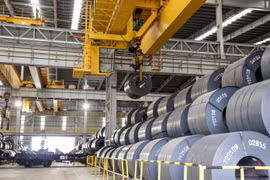Sản xuất thép của doanh nghiệp trong nước. (Ảnh: PV/Vietnam+)