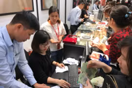 Một điểm giao dịch vàng tại Hà Nội. (Ảnh: Đức Duy/Vietnam+)