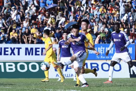Văn Quyết lập cú đúp giúp Hà Nội FC giành chiến thắng. (Ảnh: Nguyên An/Vietnam+)