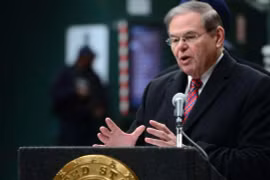 Bob Menendez, một trong 4 thượng nghị sỹ Mỹ gửi thư phản đối hành động của Trung Quốc. (Nguồn: northjersey)