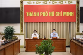 Lãnh đạo UBND TP.Hồ Chí Minh tại cuộc họp Ban Chỉ đạo phòng chống dịch bệnh Covid-19 TP. Hồ Chí Minh chiều 9/2.(Ảnh: TTXVN phát)