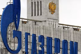 Các đại gia năng lượng Shell, Gazprom đều báo lợi nhuận giảm