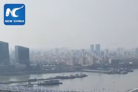 Choáng ngợp với siêu du thuyền 5 sao đầu tiên do Trung Quốc tự đóng