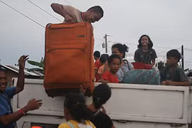 Hơn nửa triệu người Philippines sơ tán tránh bão Hagupit 