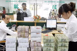 Ngân hàng Nhà nước mua VNCB nhằm tái cơ cấu lại ngân hàng này