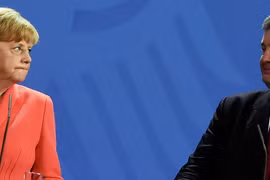 Thủ tướng Đức Angela Merkel và Tổng thống Ukraine Petro Poroshenko. (Nguồn: AFP)