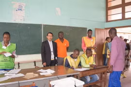 Việt Nam tham gia giám sát hoạt động bầu cử tại Mozambique