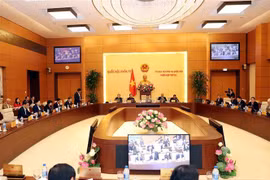 Phiên họp thứ 32 của Ủy ban Thường vụ Quốc hội khóa XIV. (Ảnh: Trọng Đức/TTXVN)