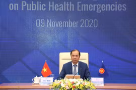 Thứ trưởng Bộ Ngoại giao Nguyễn Quốc Dũng, Trưởng SOM ASEAN Việt Nam chủ trì cuộc họp. (Ảnh: Văn Điệp/TTXVN)