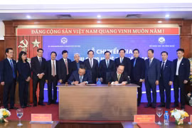 Lễ chuyển giao Khu Công nghệ cao Hòa Lạc cho Hà Nội. (Ảnh: Bộ Khoa học và Công nghệ)