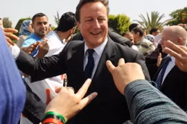 Ông David Cameron trong chuyến thăm đầu tiên đến Libya năm 2011. (Nguồn: PA)