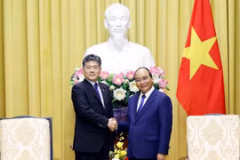 Chủ tịch nước Nguyễn Xuân Phúc tiếp ông Furukawa Yoshihisa, Bộ trưởng Tư pháp Nhật Bản. (Ảnh: Thống Nhất/TTXVN)
