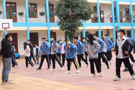 Học sinh Trường Trung học cơ sở Trần Phú, Hải Phòng quay trở lại trường học trực tiếp từ ngày 7/2. (Ảnh: Minh Thu/TTXVN)