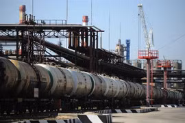 Một cơ sở lọc dầu của Tập đoàn Gazprom, Nga. (Ảnh: TASS/TTXVN)