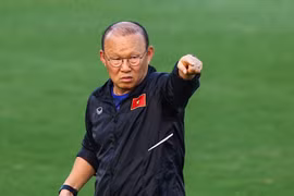 Huấn luyện viên Park Hang-seo sẵn sàng chiến đấu với đòn tâm lý bên phía tuyển Thái Lan. (Ảnh: Nguyên An/Vietnam+)