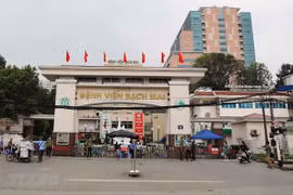 Các bệnh viện triển khai nhiều biện pháp chống nóng cho người bệnh