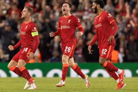 Niềm vui của Liverpool sau bàn thắng ấn định chiến thắng của Jordan Henderson. (Nguồn: Getty Images)