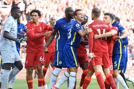 Chơi hơn người, Liverpool vẫn phải chia điểm với Chelsea trên sân nhà