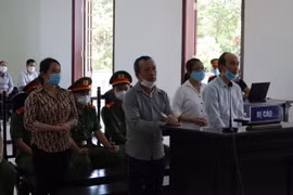 4 đối tượng lĩnh án tổng cộng 31 năm tù về tội 'lật đổ chính quyền'